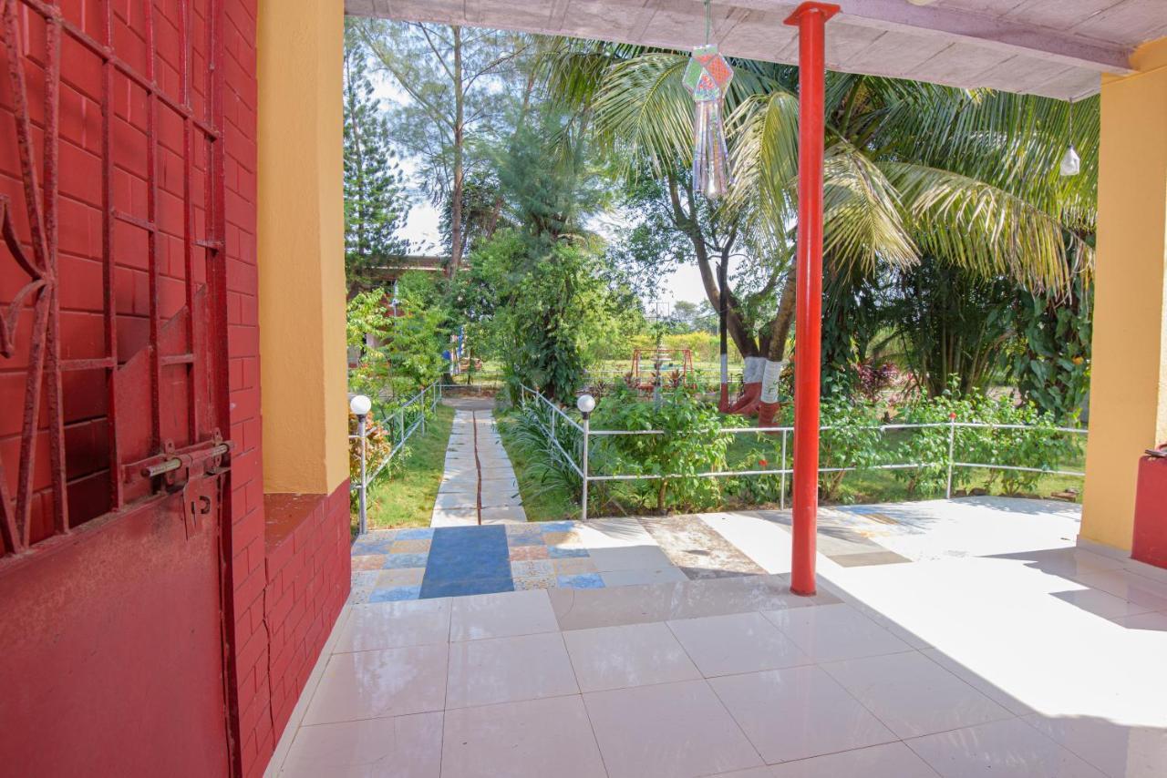 Prajakta Rest House Alībāg Exterior photo