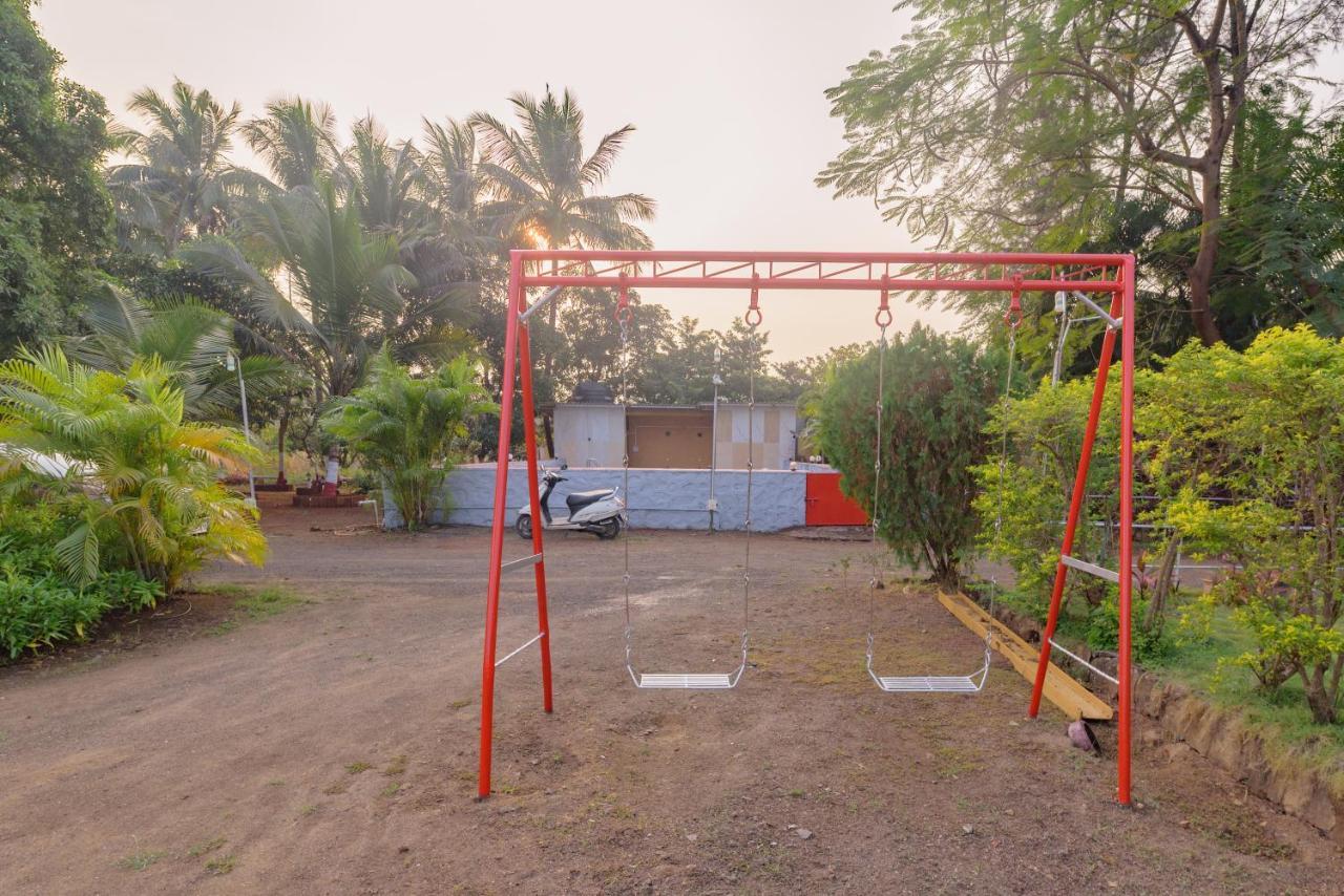 Prajakta Rest House Alībāg Exterior photo